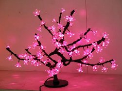 Светодиодные деревья - новый вид праздничной светотехники