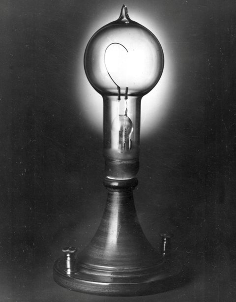 Лампа накаливания Томаса Эдисона